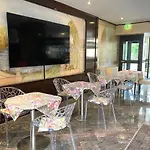 Hotel Condor