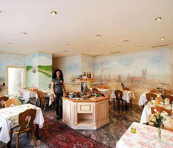 Hotel Condor
